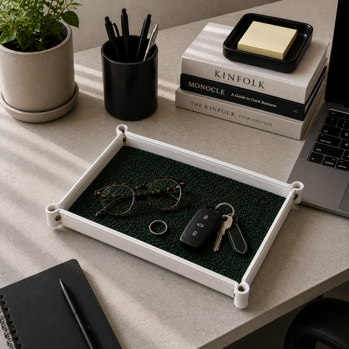Rugzy Wool Tray — Grid